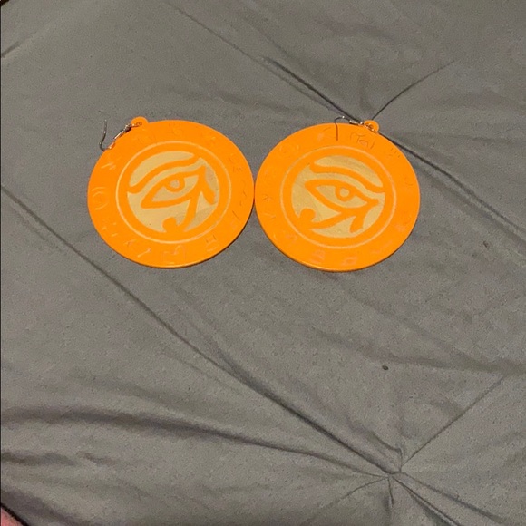 Earrings - Picture 4 of 5